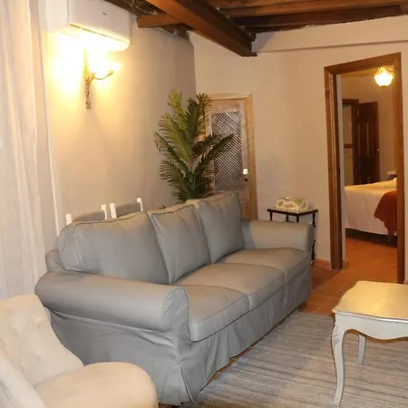 Coliseo - Living トレド